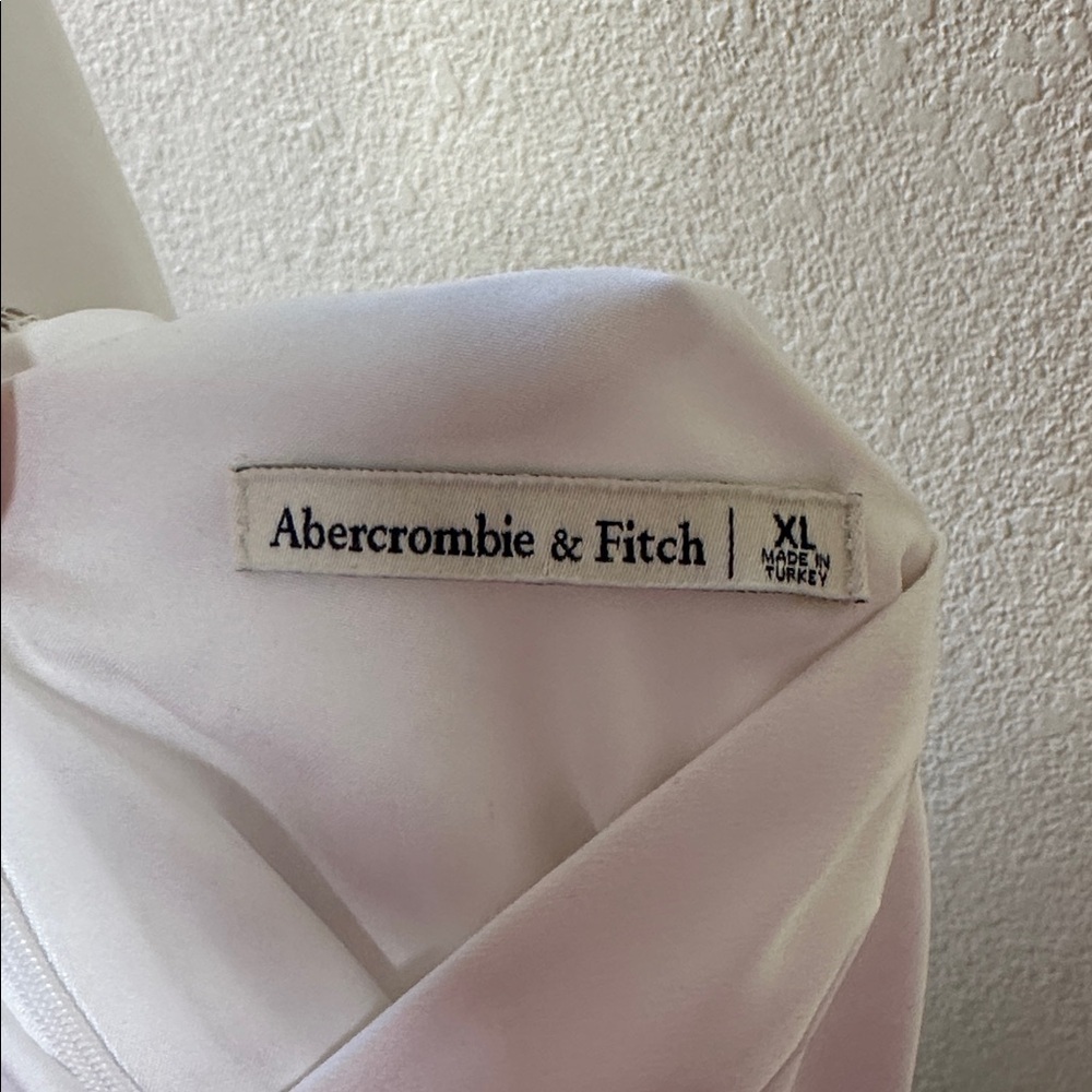 Abercrombie & Fitch Cream Halter Dress Women’s Size XL - Picture 2 of 8